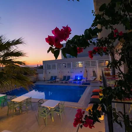 Kybele Alacati 酒店 *