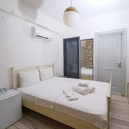 Kybele Alacati Hotel *