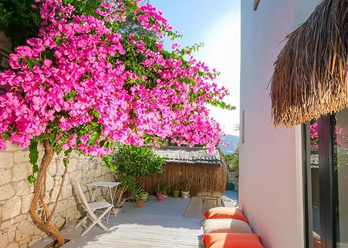 Kybele Alaçatı Hotel