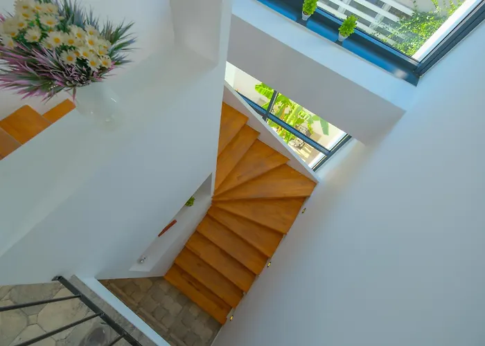 Kybele Alaçatı Hotel *