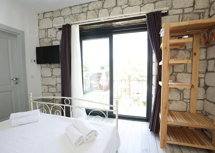 Kybele Alaçatı Esmirna